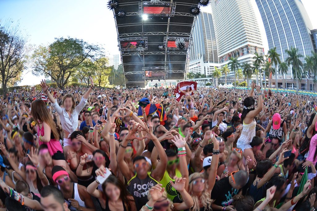 What Are The Popular Festivals Or Events In Miami?